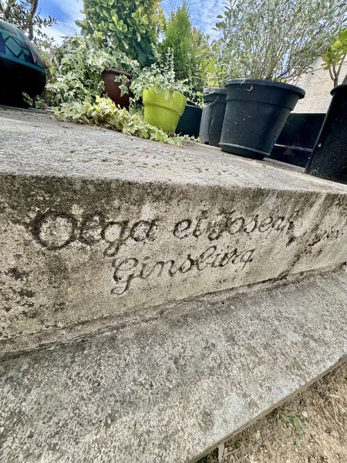 tombe-serge-gainsbourg-cimetiere-montparnasse-Olga-et-Joseph