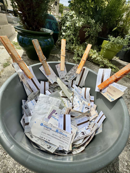 tombe-serge-gainsbourg-cimetiere-montparnasse-tickets-de-metro